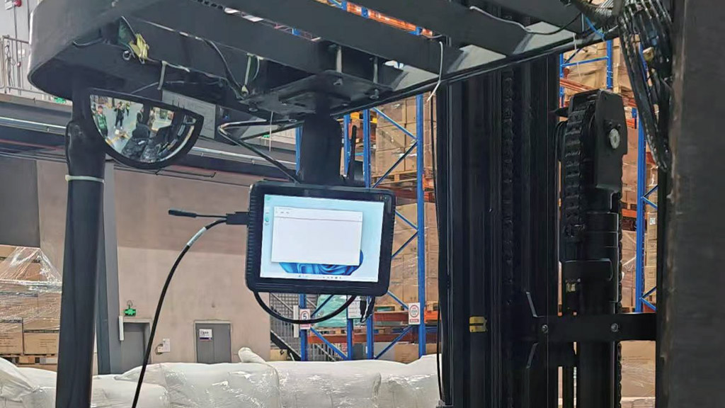 车载平板 车载平板